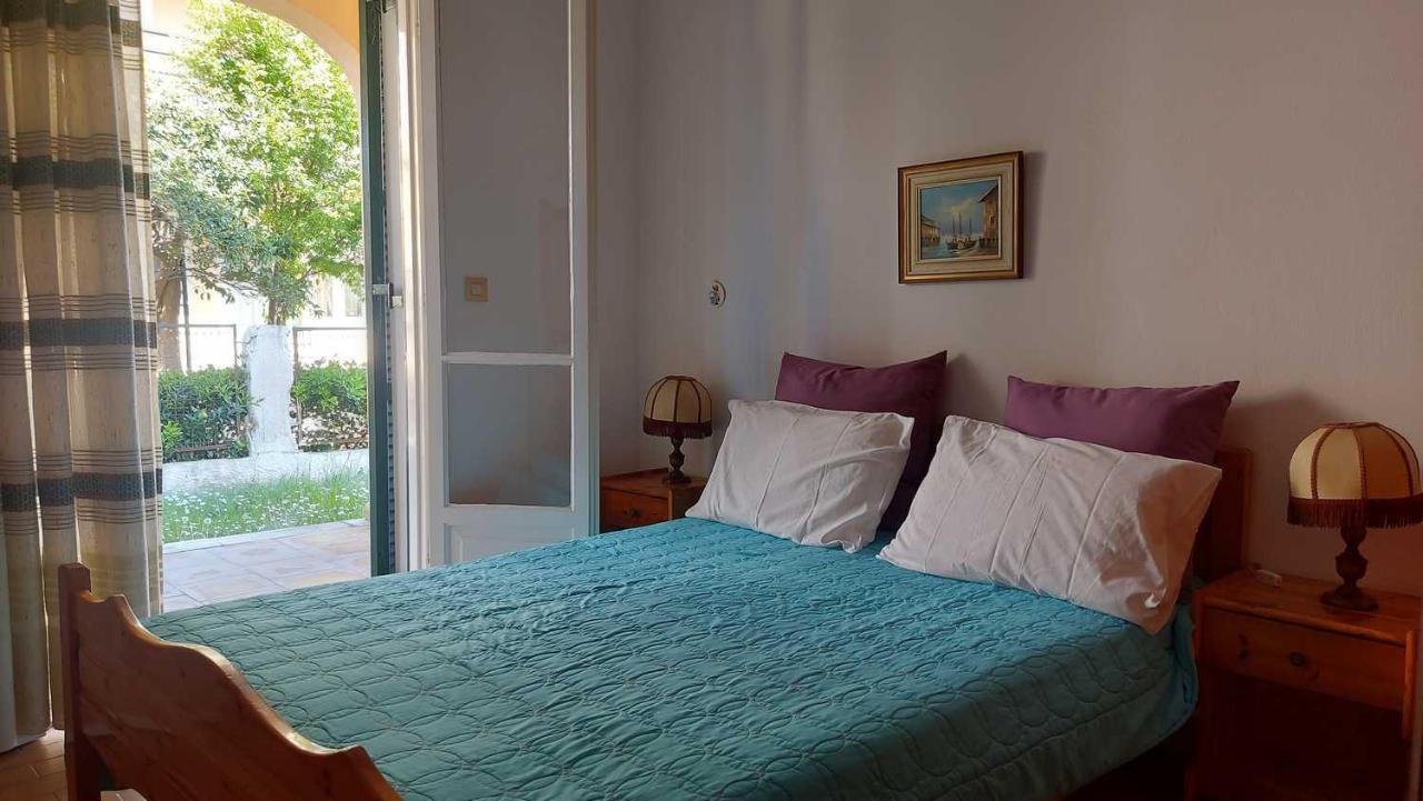 Elizabeth Apartments Aharávi Kültér fotó